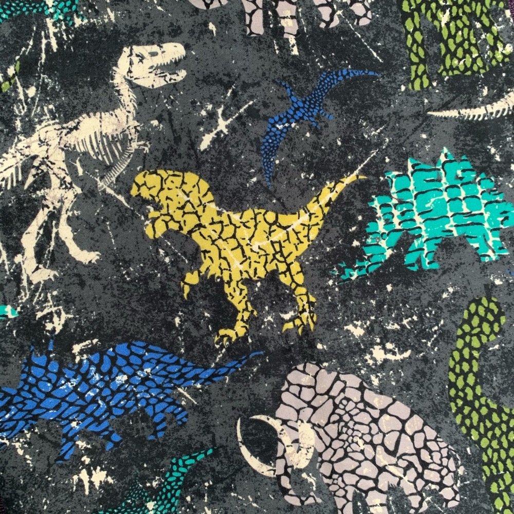 Handmade facemask (Dinos)